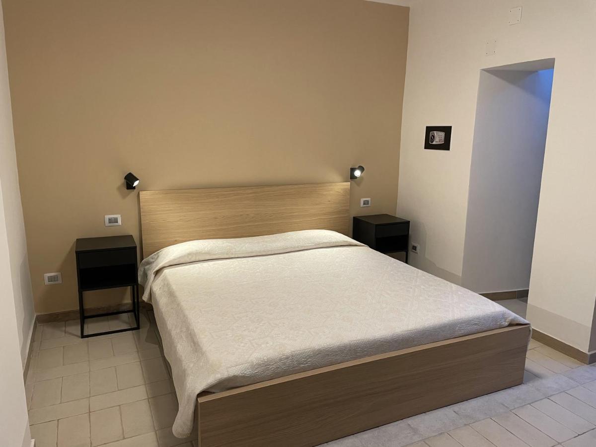 Alex Comfort House Bari Exterior foto